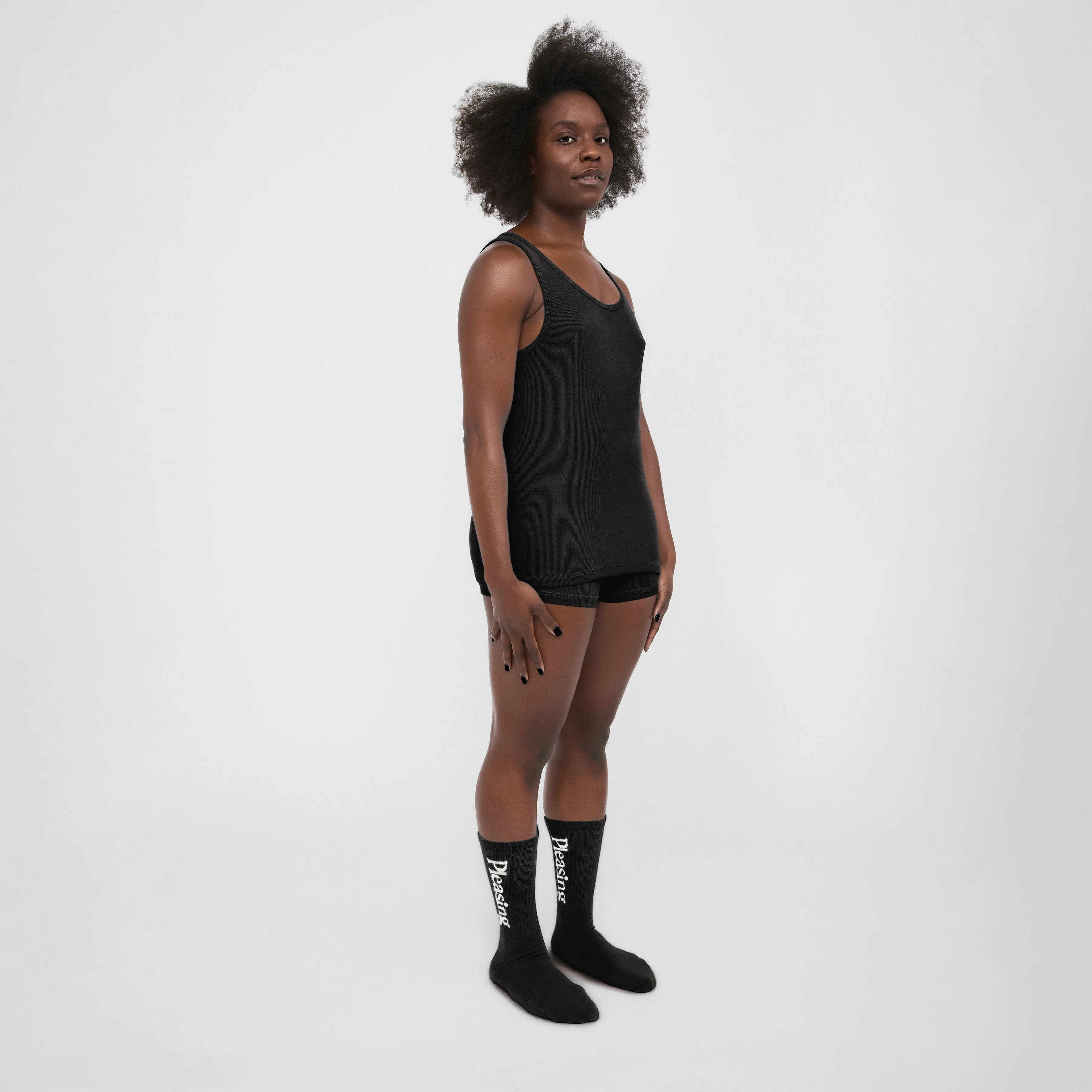 The Pleasing Ribbed Tank in Black - Image 10