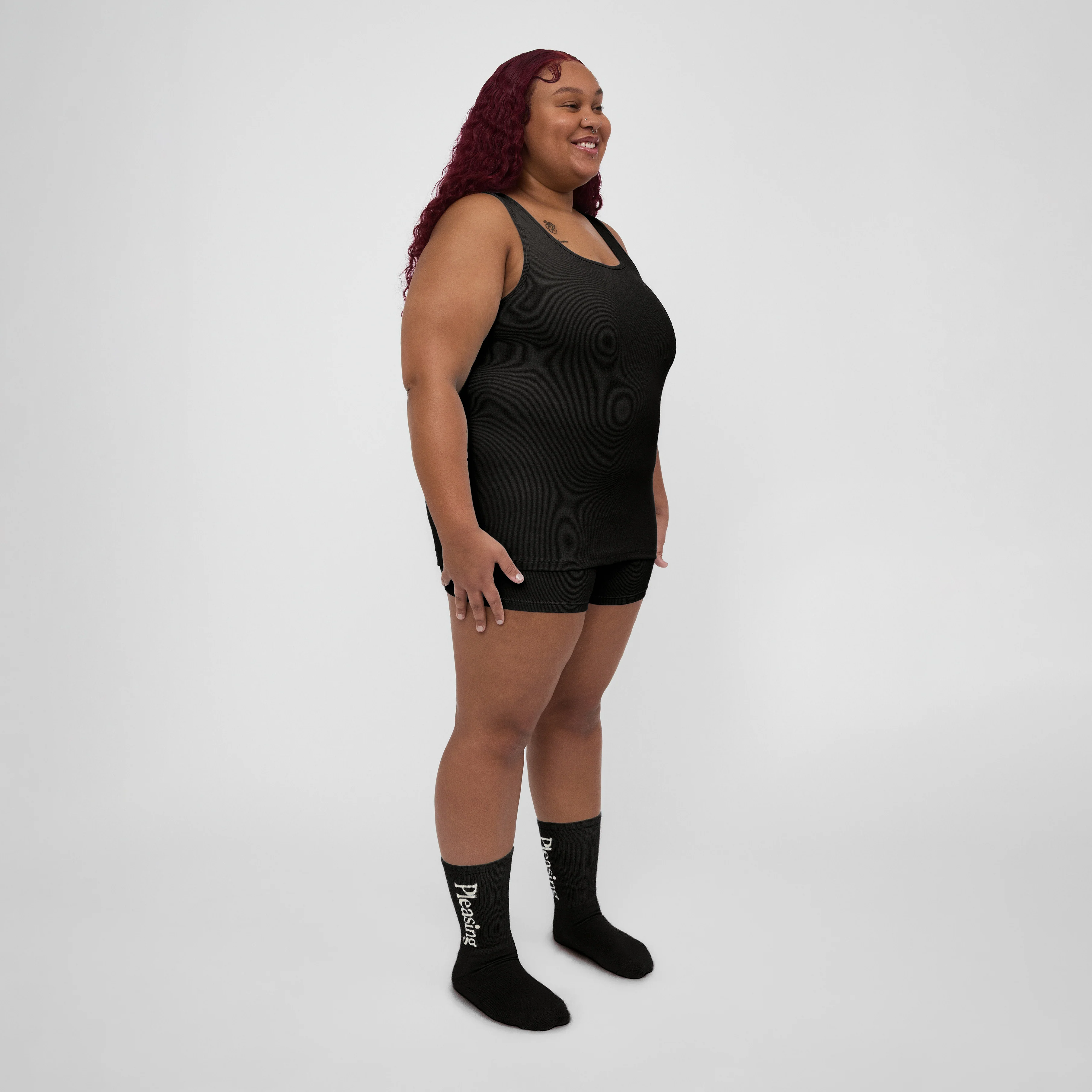The Pleasing Ribbed Tank in Black - Image 17