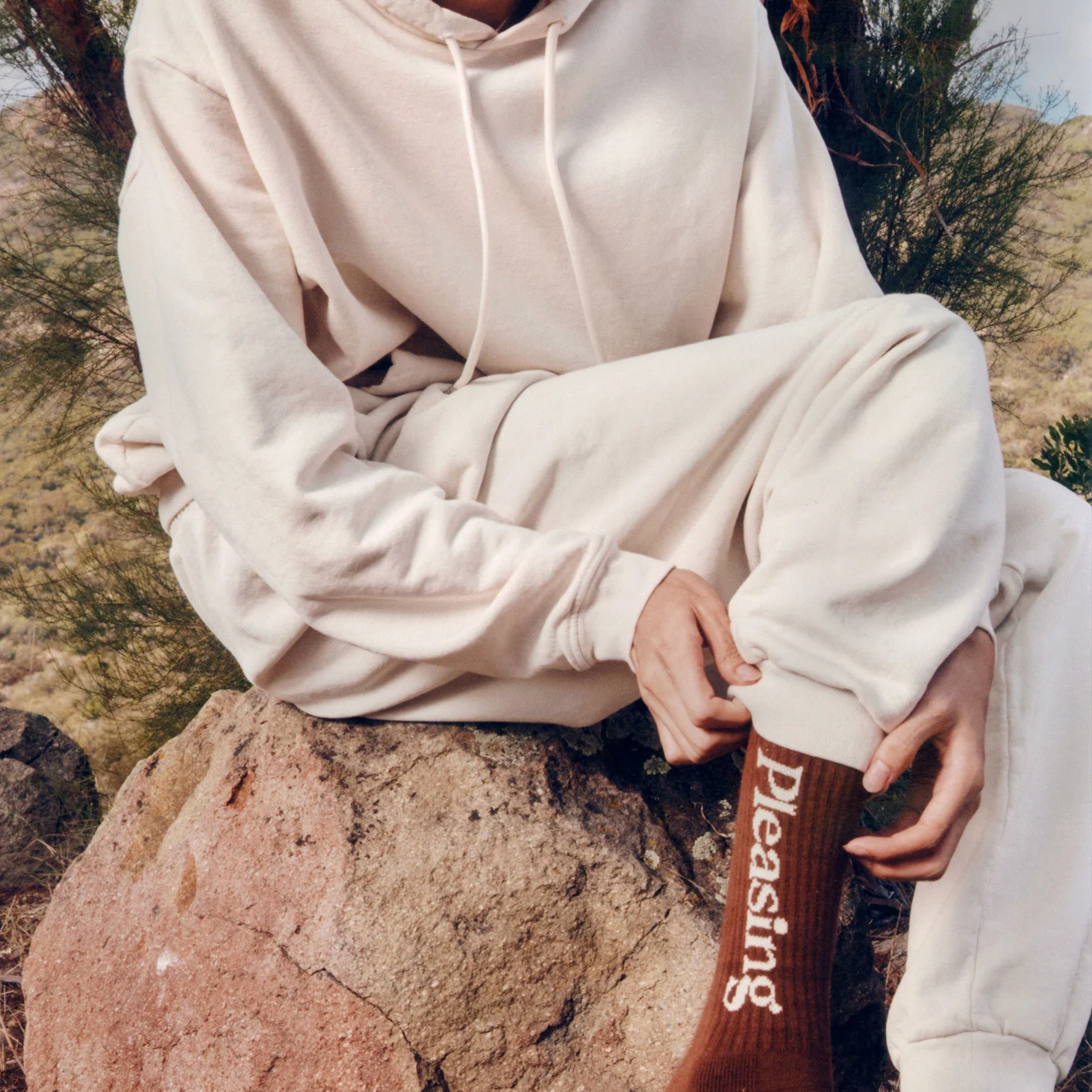 The Heavyweight Drawstring Hoodie in Lavender - Image 3